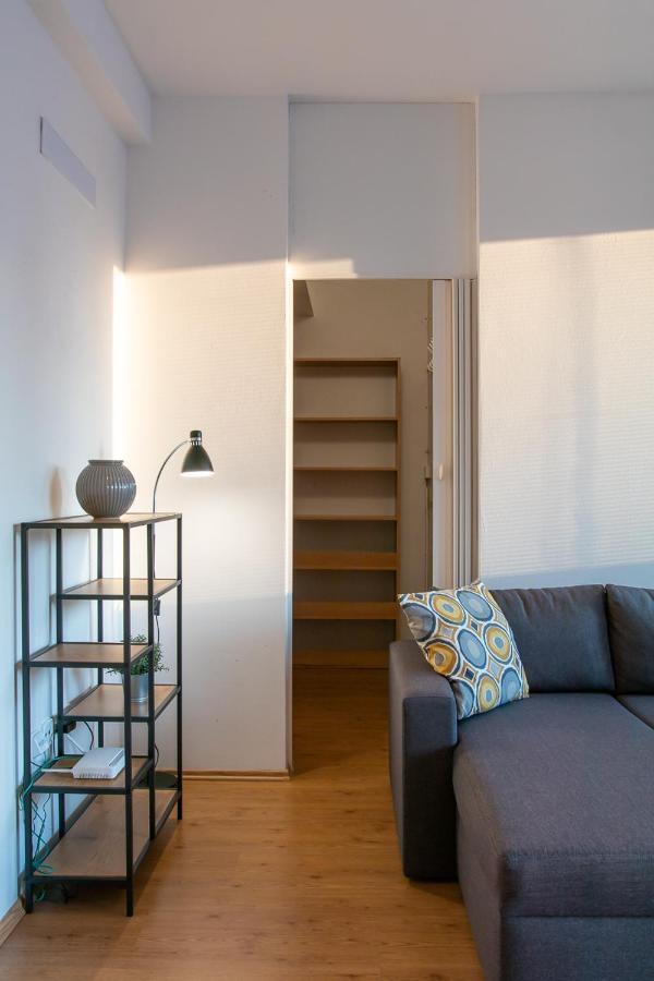Yellow Apartment ออสตราวา ภายนอก รูปภาพ